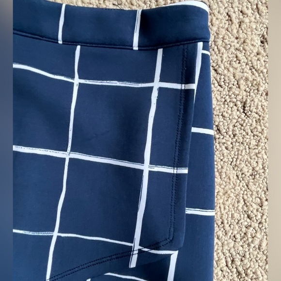 Abercrombie & Fitch scuba skort navy blue and white - Picture 3 of 13